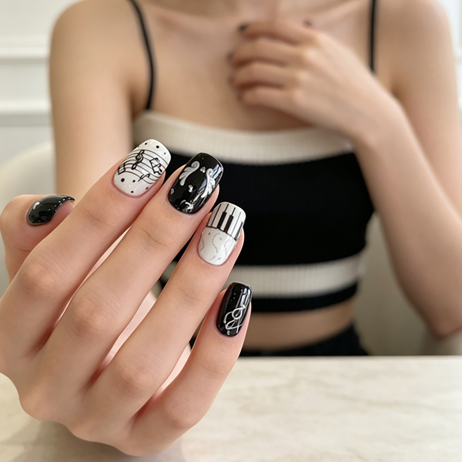 Zwart Wit Piano Note Nagelstic - Musical Instrument Images recensie en prijs